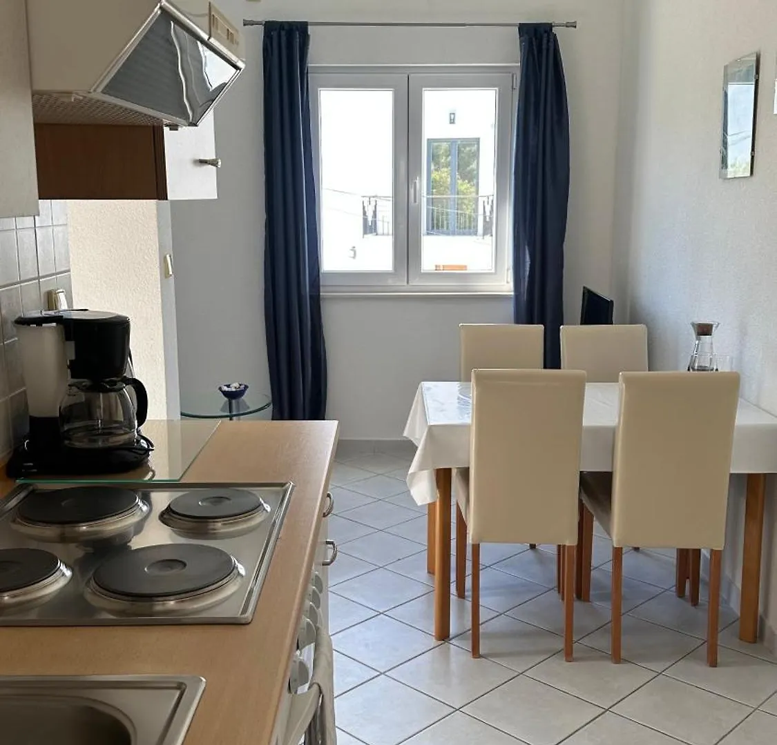 Apartment Arleta 트로기르