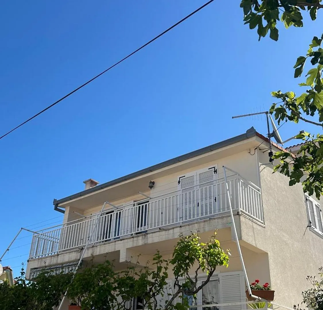 Apartment Arleta 트로기르