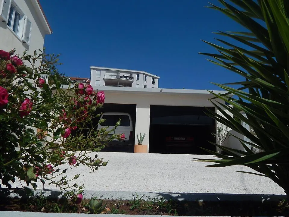 Apartment Arleta 트로기르 크로아티아